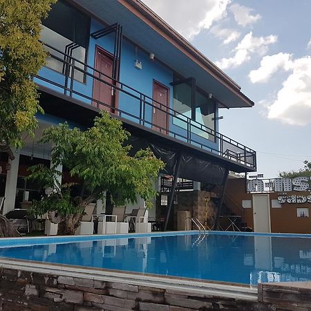 D-Sine Resort Бурирам Екстериор снимка