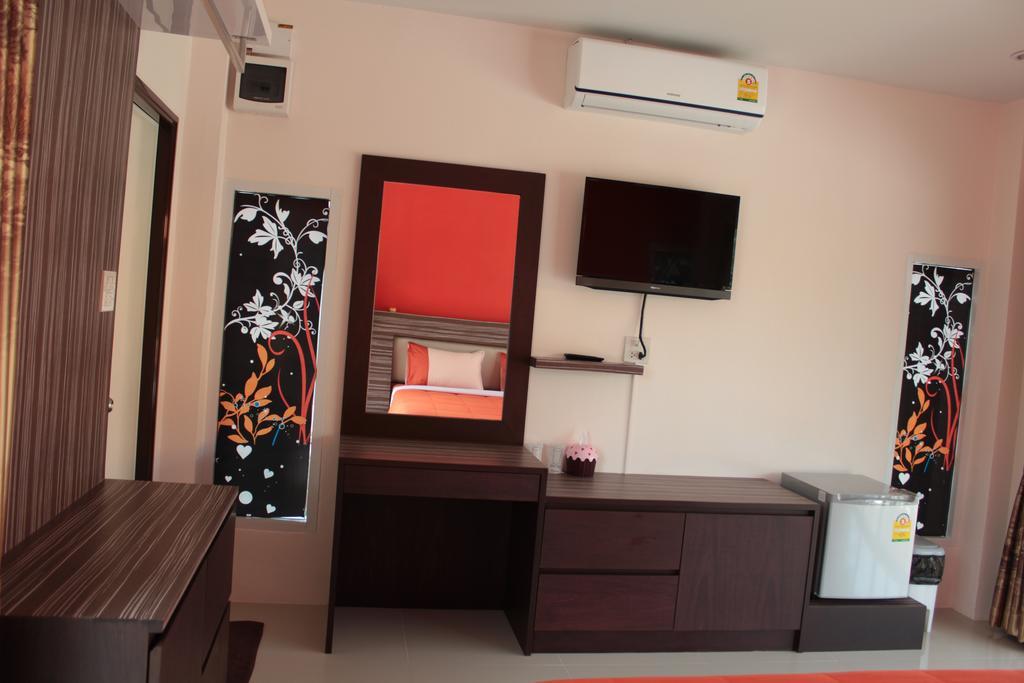 D-Sine Resort Бурирам Екстериор снимка