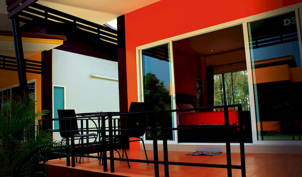 D-Sine Resort Бурирам Екстериор снимка