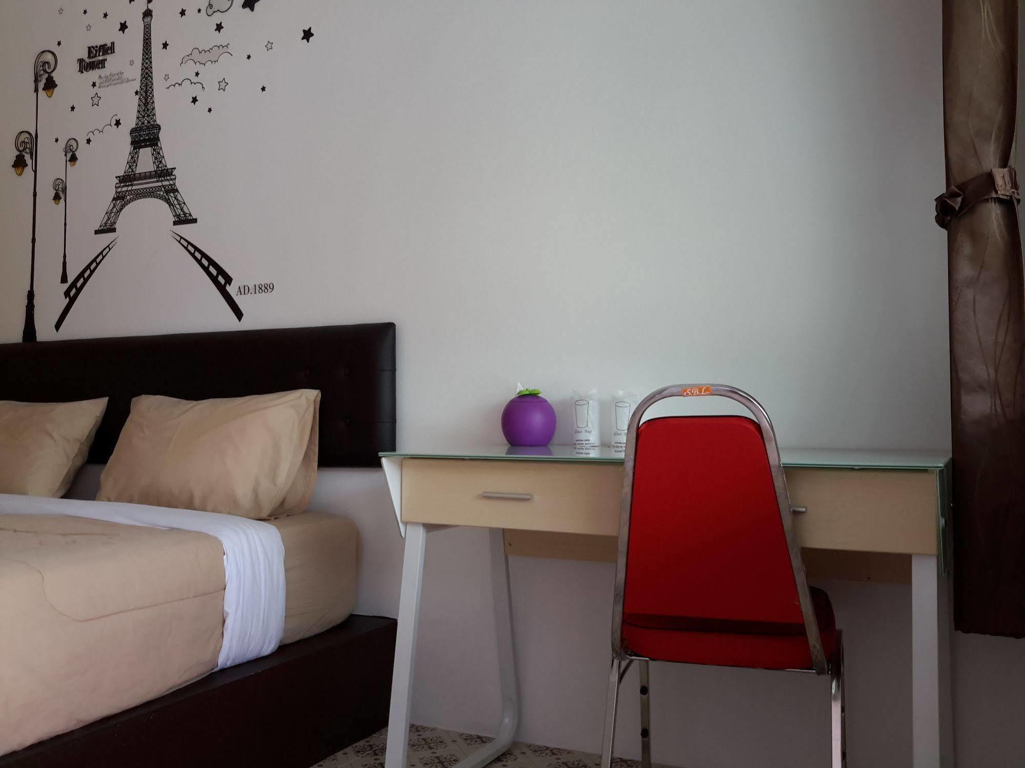 D-Sine Resort Бурирам Екстериор снимка