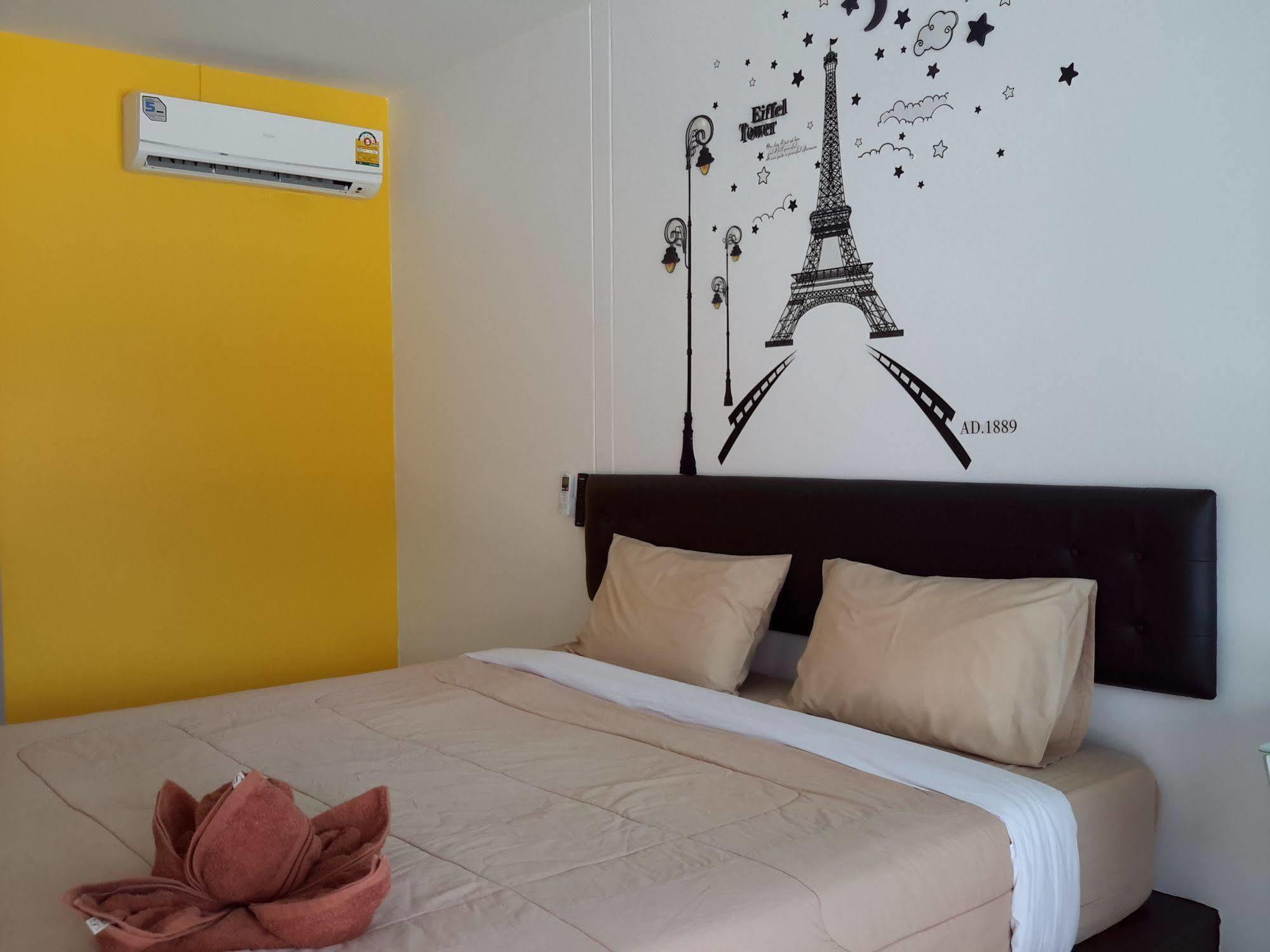 D-Sine Resort Бурирам Екстериор снимка