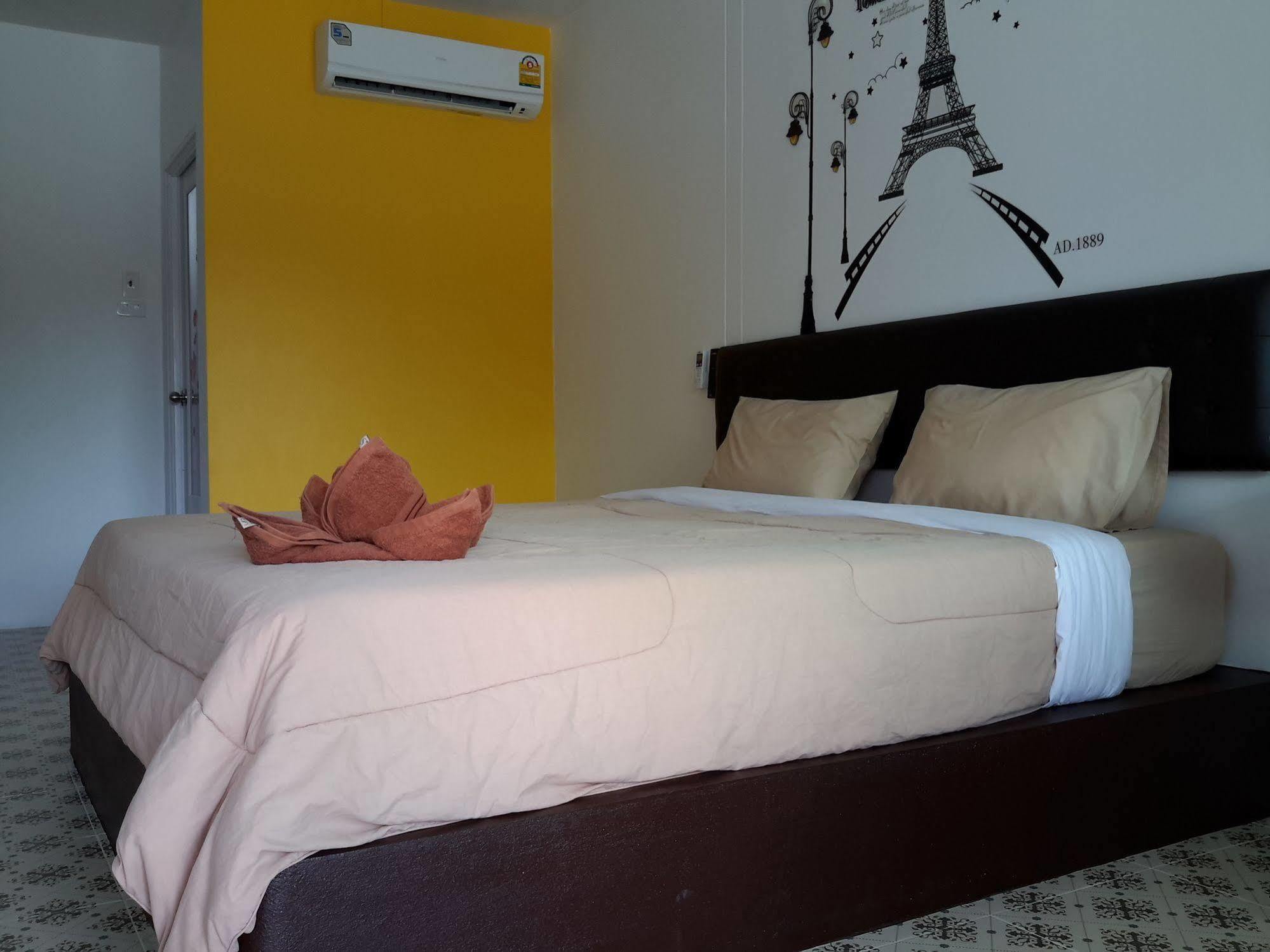 D-Sine Resort Бурирам Екстериор снимка